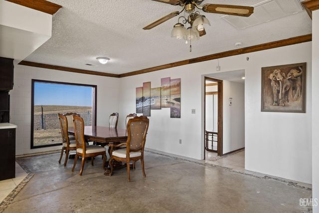 15662 Highway 65, Mc Farland, CA 93250