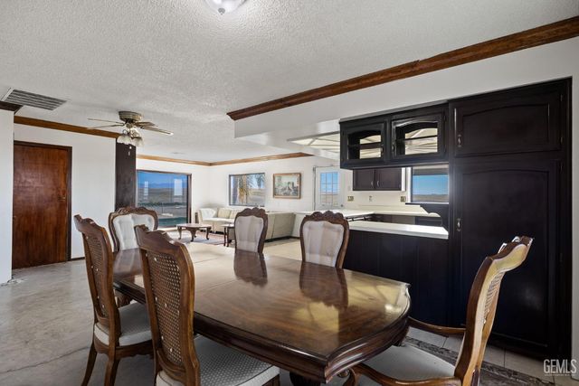 15662 Highway 65, Mc Farland, CA 93250