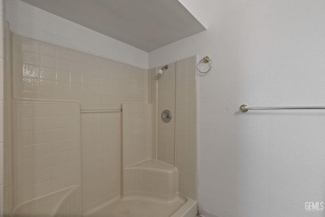 15662 Highway 65, Mc Farland, CA 93250