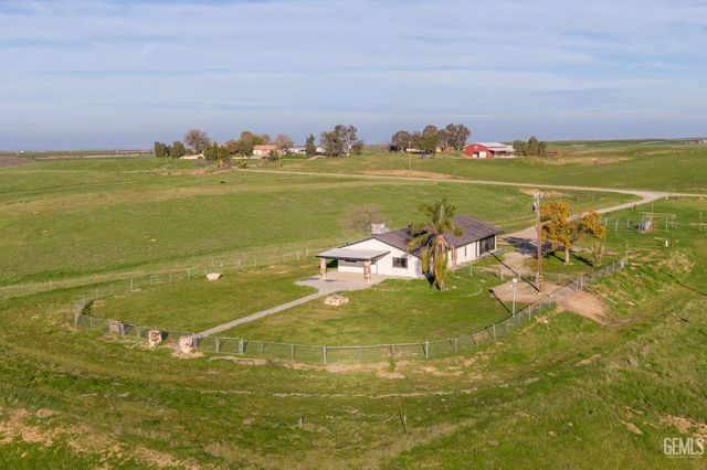 15662 Highway 65, Mc Farland, CA 93250