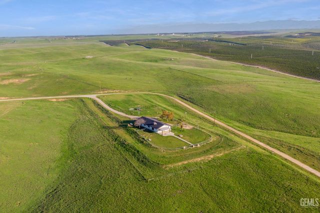 15662 Highway 65, Mc Farland, CA 93250