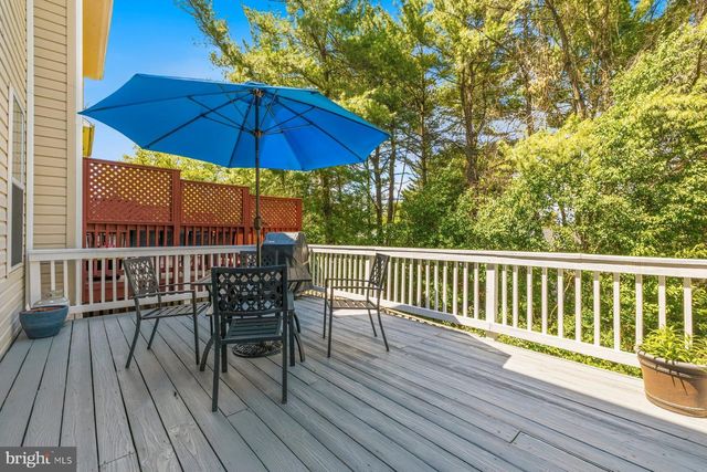 207 LONGPOINT WAY, Gaithersburg, MD 20878