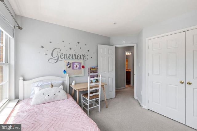 207 LONGPOINT WAY, Gaithersburg, MD 20878