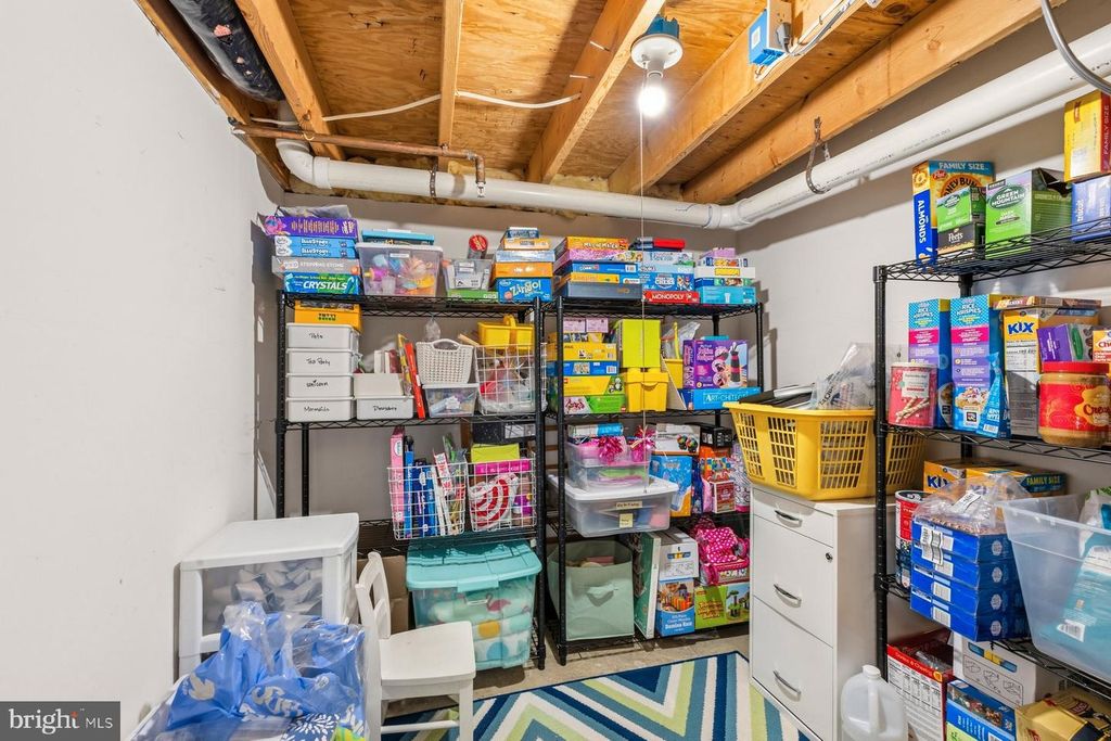 Image 29 of property listing at 207 LONGPOINT WAY, Gaithersburg, MD 20878