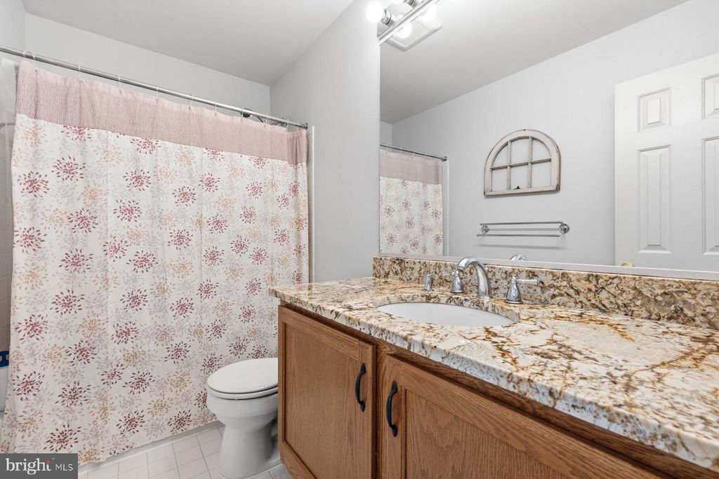 Image 30 of property listing at 207 LONGPOINT WAY, Gaithersburg, MD 20878