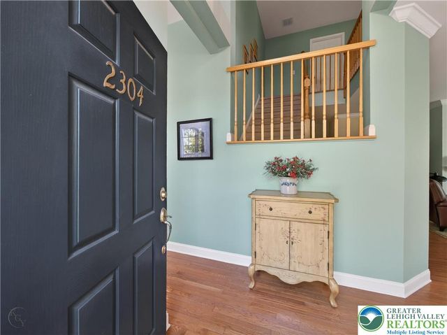 2304 Hollow View Drive, Easton, PA 18040