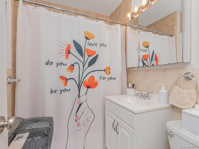 1549 Central Park Avenue G4, Yonkers, NY 10710