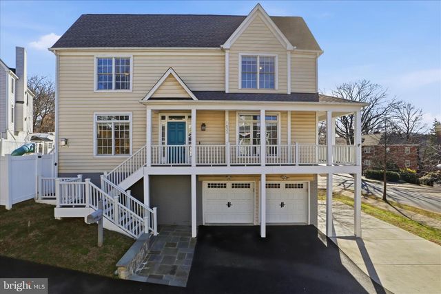 1633 S TAYLOR ST, Arlington, VA 22204