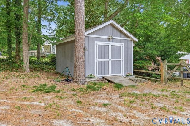 12641 Winfree St, Chester, VA 23831