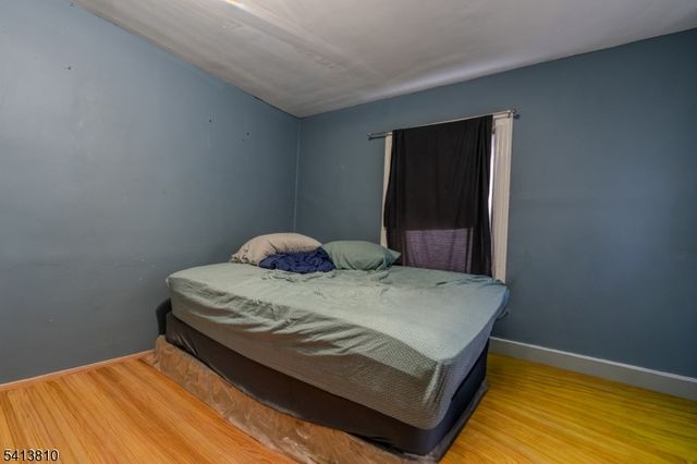 835 E 2Nd St, Plainfield City, NJ 07062