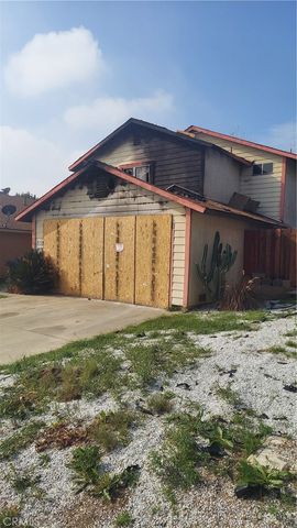 8920 Summerwood, Fontana, CA 92335