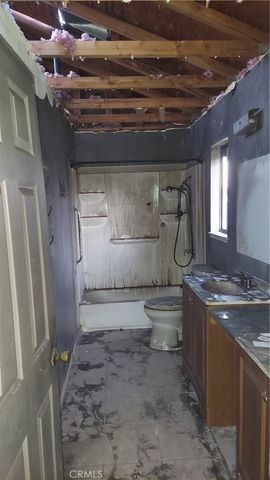 8920 Summerwood, Fontana, CA 92335