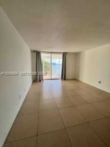 1100 NE 191st St 24E, Miami, FL 33179