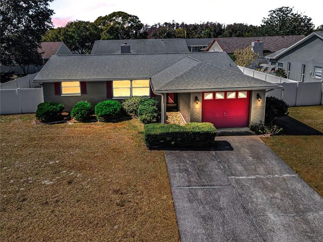 4415 ROYAL OAK LANE, New Port Richey, FL 34653