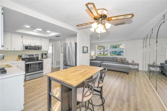 4415 ROYAL OAK LANE, New Port Richey, FL 34653