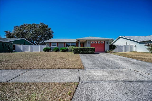 4415 ROYAL OAK LANE, New Port Richey, FL 34653