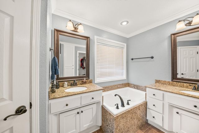 203 Creek View Drive, Austin, AR 72007