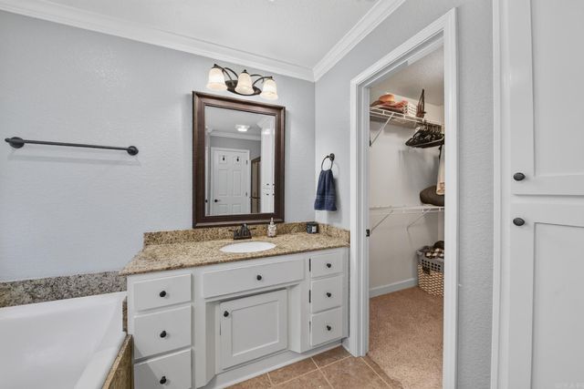 203 Creek View Drive, Austin, AR 72007