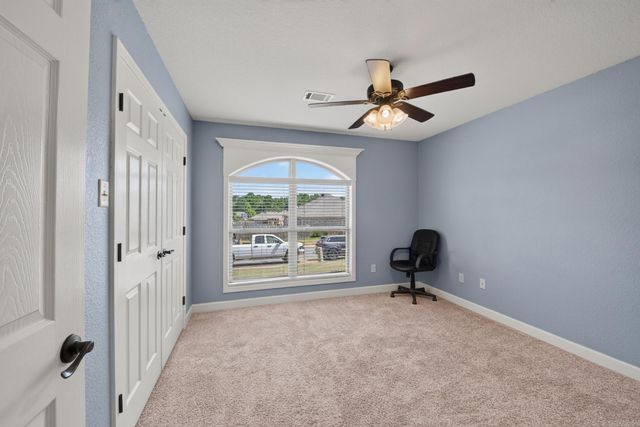 203 Creek View Drive, Austin, AR 72007