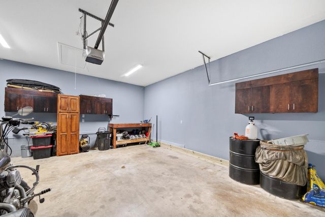 203 Creek View Drive, Austin, AR 72007