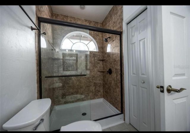 11572 NW 18TH PLACE, Gainesville, FL 32606