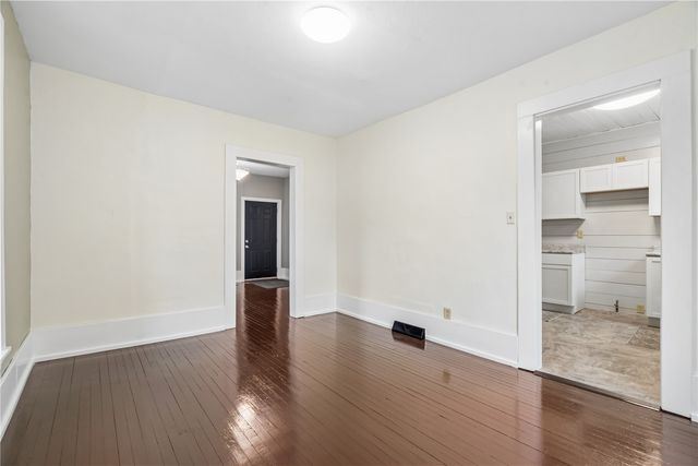 1431 5th Avenue SE, Cedar Rapids, IA 52403