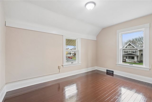 1431 5th Avenue SE, Cedar Rapids, IA 52403