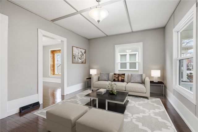 1431 5th Avenue SE, Cedar Rapids, IA 52403