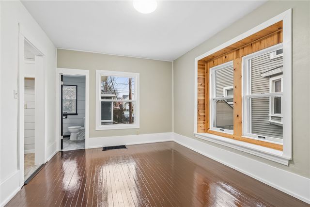 1431 5th Avenue SE, Cedar Rapids, IA 52403