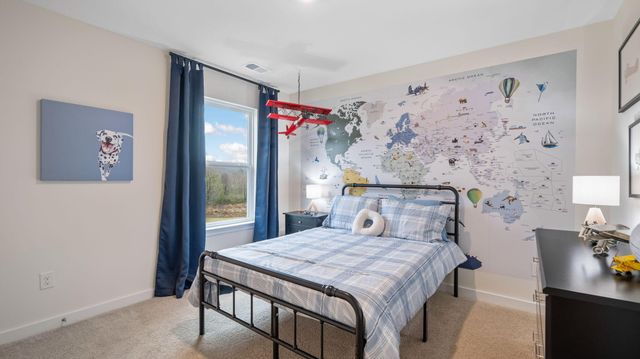 7988 Watercolour Lane, Ooltewah, TN 37363