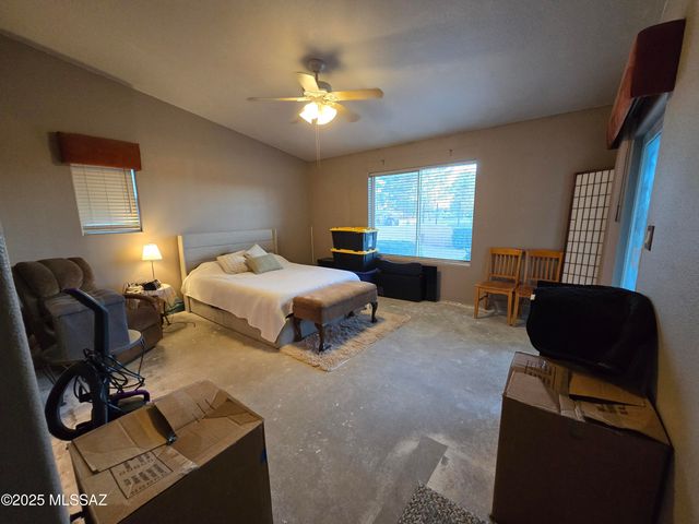 924 E Saguaro Drive, Pearce, AZ 85625