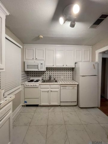 4557 Mimosa Ave, Baton Rouge, LA 70808