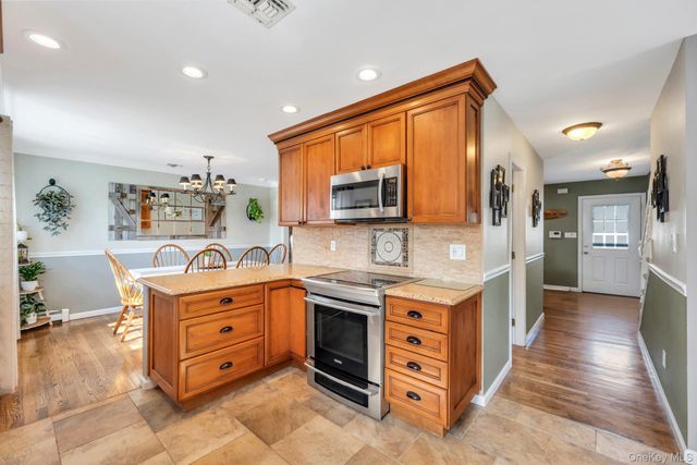 346 Victory Drive, Lake Ronkonkoma, NY 11779