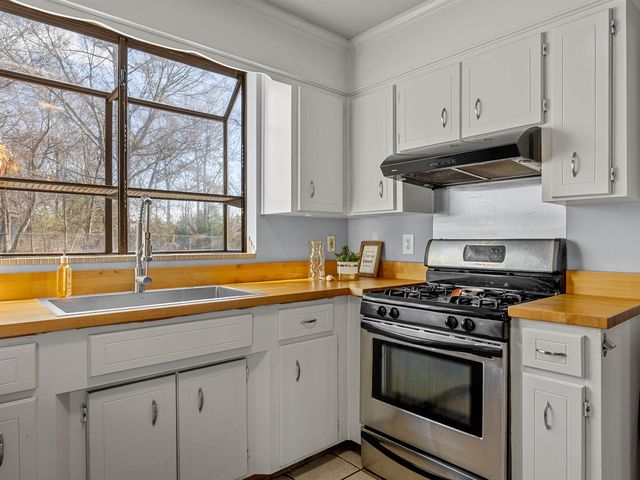 207 Woodgrove Trace, Spartanburg, SC 29301