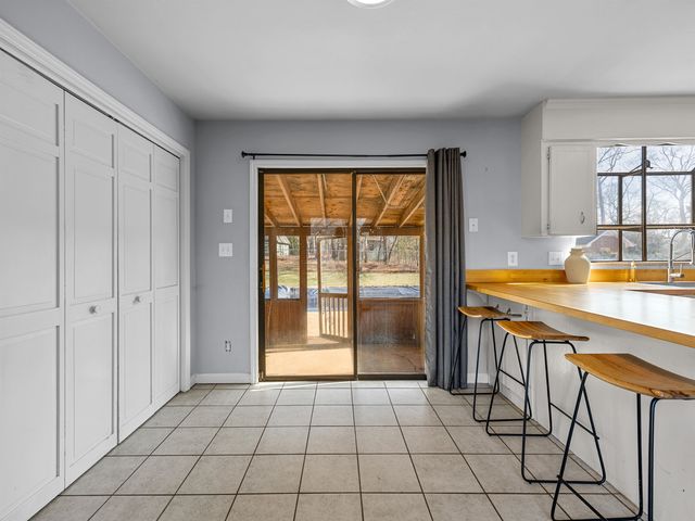 207 Woodgrove Trace, Spartanburg, SC 29301