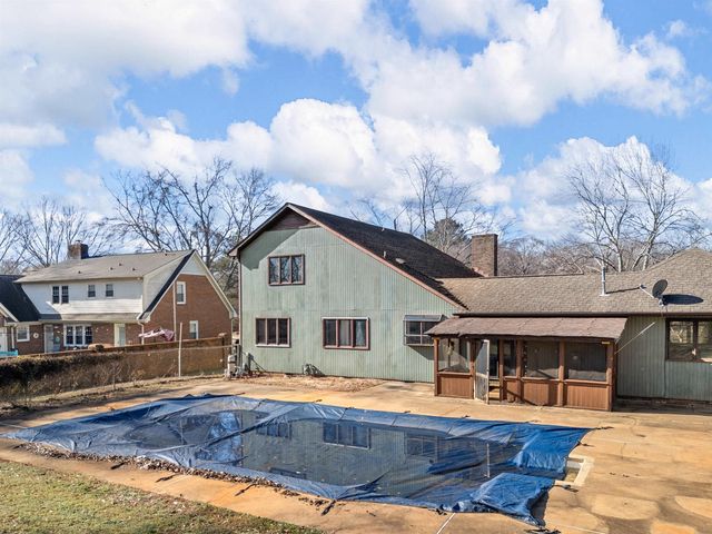 207 Woodgrove Trace, Spartanburg, SC 29301