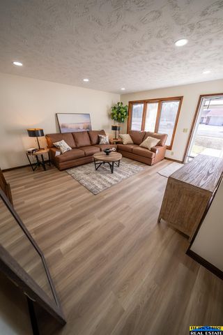 3440 N 73 Street, Lincoln, NE 68507