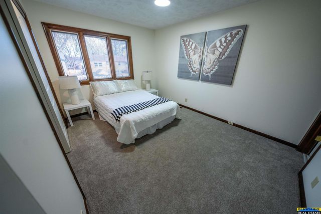 3440 N 73 Street, Lincoln, NE 68507