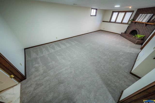 3440 N 73 Street, Lincoln, NE 68507