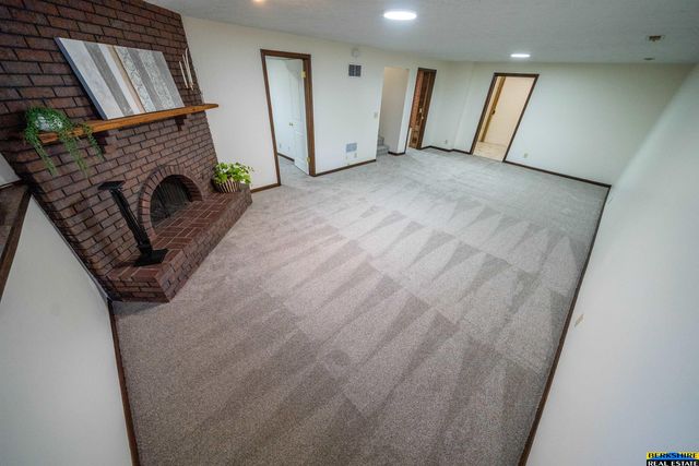 3440 N 73 Street, Lincoln, NE 68507