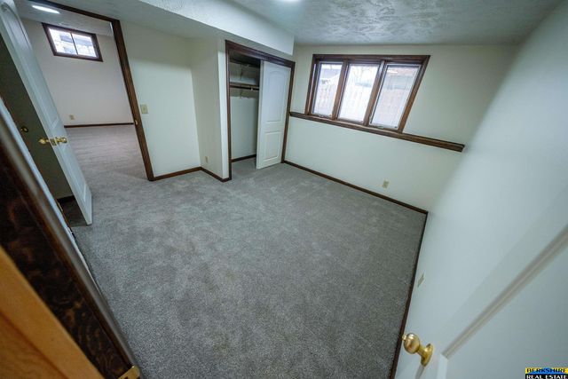 3440 N 73 Street, Lincoln, NE 68507