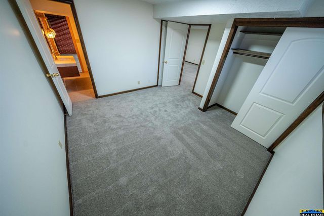 3440 N 73 Street, Lincoln, NE 68507