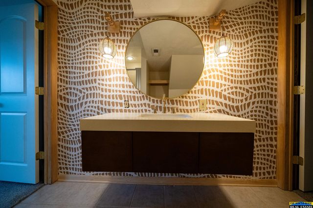 3440 N 73 Street, Lincoln, NE 68507