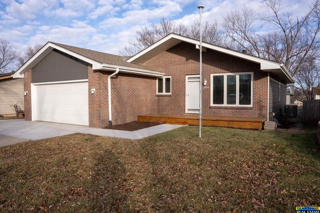 3440 N 73 Street, Lincoln, NE 68507