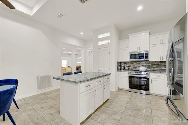 418 S Main Street, Penitas, TX 78576