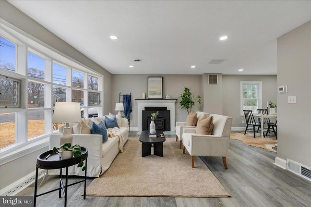 1254 DOGWOOD RD, Arnold, MD 21012