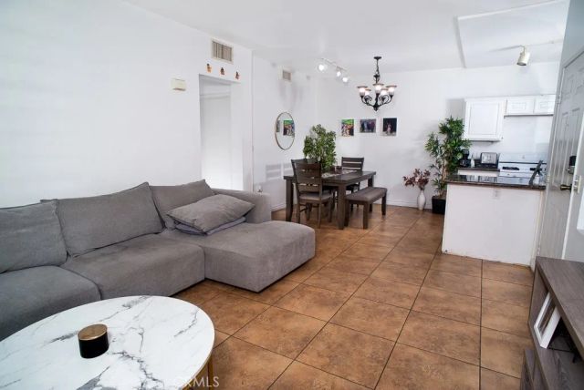 20000 Plum Canyon 1415, Saugus, CA 91350