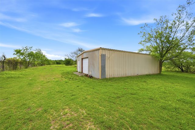 656 SE Loop, Denison, TX 75020