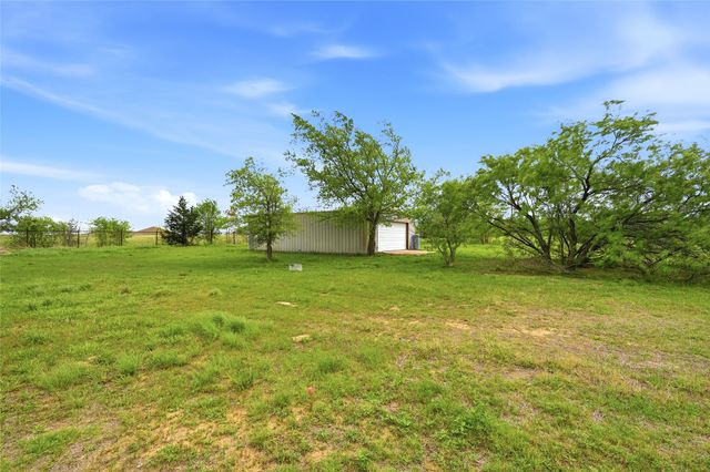 656 SE Loop, Denison, TX 75020