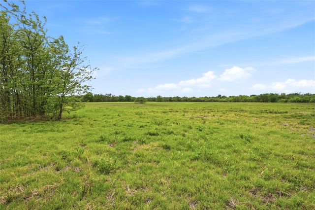 656 SE Loop, Denison, TX 75020